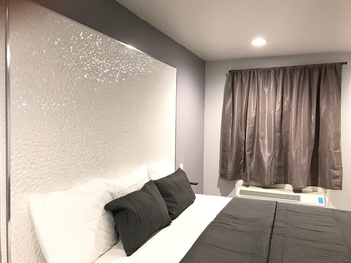 Ramsey Inn & Suites Экстерьер фото