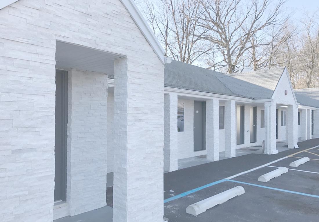 Ramsey Inn & Suites Экстерьер фото